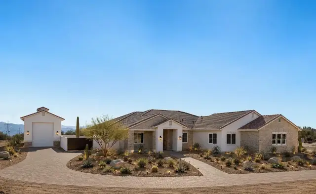 Arizona residential property exterior